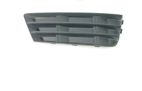 Front bumper lower grill