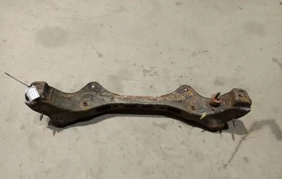 Hyundai i30 Rear subframe 