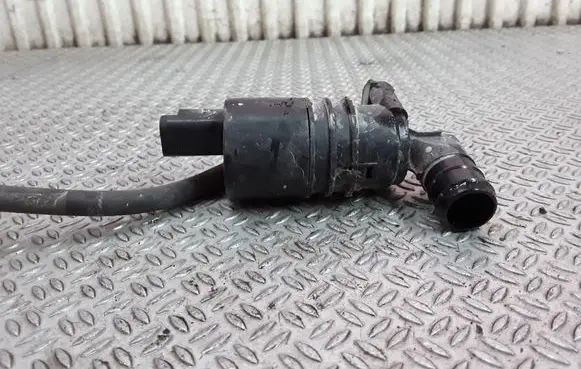 Peugeot 407 Windscreen/windshield washer pump 9643447780