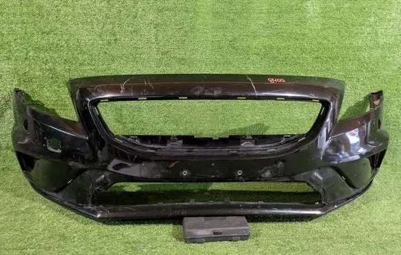 Volvo V40 Front bumper 