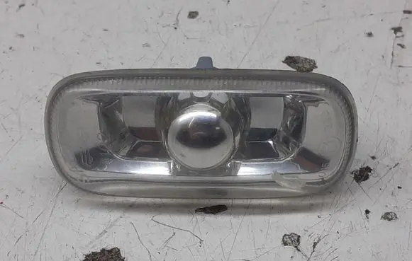 Audi A4 S4 B6 8E 8H Front fender indicator light 8E0949127
