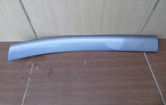 BMW 3 E46 Dashboard glove box trim 8196102