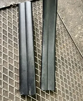 BMW X1 F48 F49 Front sill trim cover 73268127326833