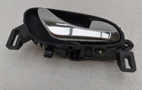 Nissan Qashqai Front door interior handle 80670EA1A