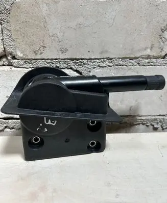 Mercedes-Benz E W211 Switch for retractable tow bar A2113100273