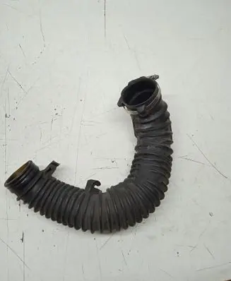 Renault Trafic II (X83) Air intake duct part TRAFIC2010M
