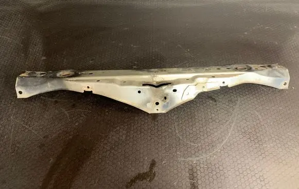 Lexus RX 330 - 350 - 400H Top upper radiator support slam panel 5320548040