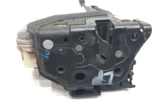 Seat Altea Front door lock 1P1837015