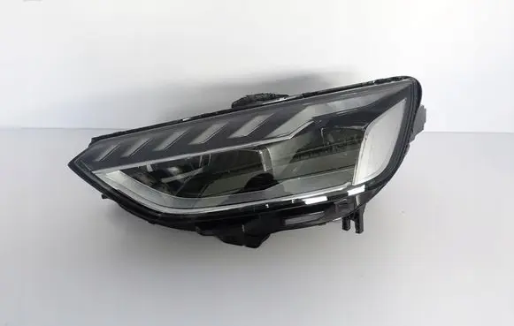 Audi A4 S4 B9 8W Headlight/headlamp 8W0941033D