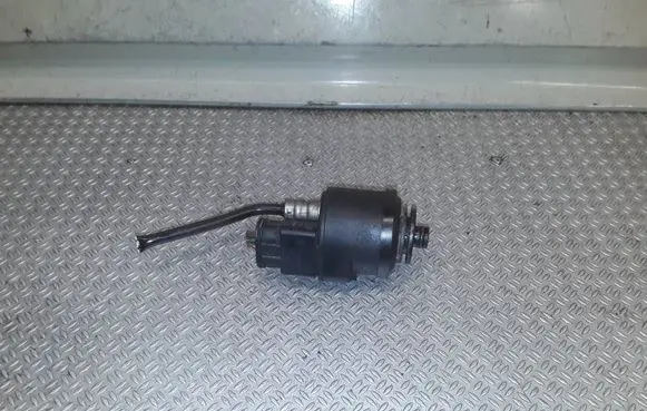 BMW 5 E60 E61 Fuel filter heater 7799968