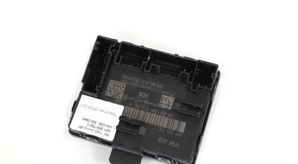 Lexus IS 220D-250-350 Door control unit/module 4M1959792C