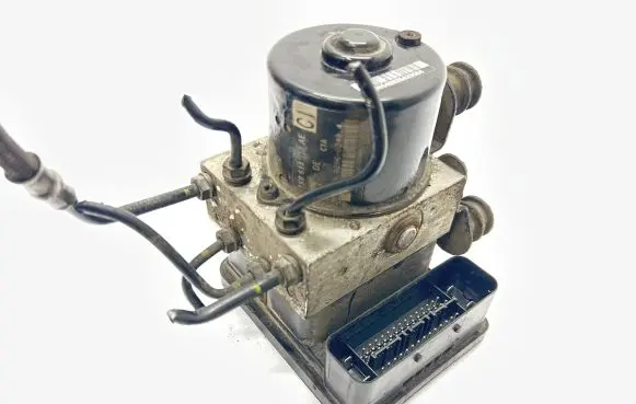 Skoda Octavia Mk2 (1Z) ABS Pump 1K0907379AC 00005305 10096003593
