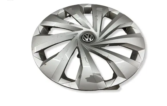 Volkswagen Polo VI R15 wheel hub/cap/trim 2G0601147A