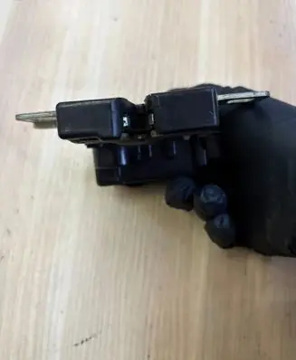 Mini One - Cooper Coupe R56 Tailgate/trunk/boot lock/catch/latch 2754528