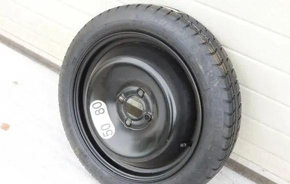 Renault Captur R16 spare wheel 403005160R