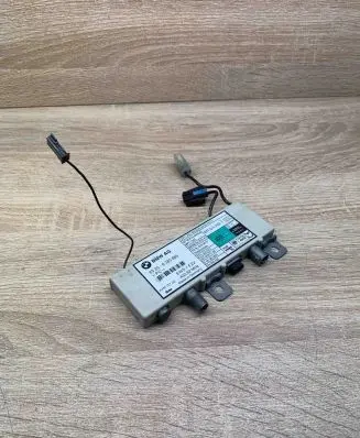 BMW 5 E60 E61 Antenna control unit 8380685