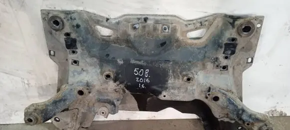 Peugeot 508 Front axle beam 