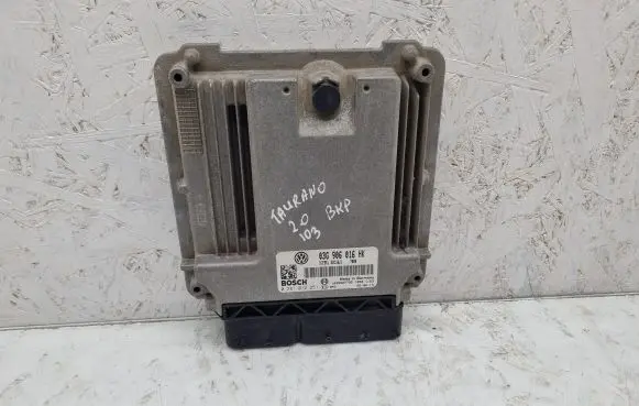 Volkswagen Touran I Engine control unit/module 03G906016HK