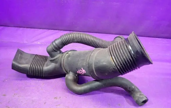 BMW 7 E38 Air intake hose/pipe 4809077901