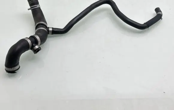 Volvo S90, V90 Engine coolant pipe/hose 31686003