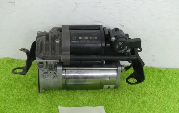 Mercedes-Benz CLS C218 X218 Air suspension compressor/pump 4154033230