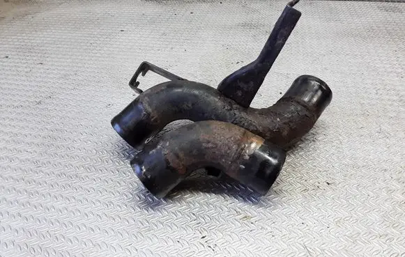 Nissan Primera Engine coolant pipe/hose