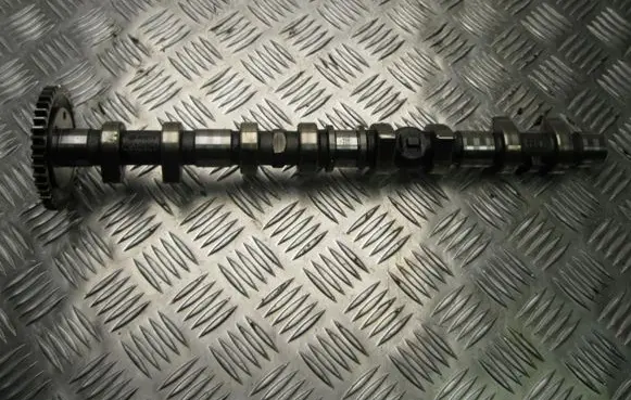 Mercedes-Benz C AMG W203 Camshaft R6110510001 BV594