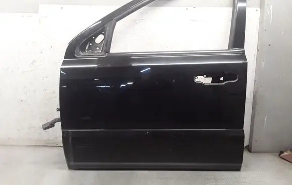 KIA Sorento Front door 