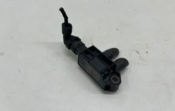 Volkswagen T-Cross Exhaust gas pressure sensor 05E906051P