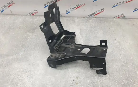 BMW 2 F45 Headlight/headlamp mounting bracket 7302531 51647302531