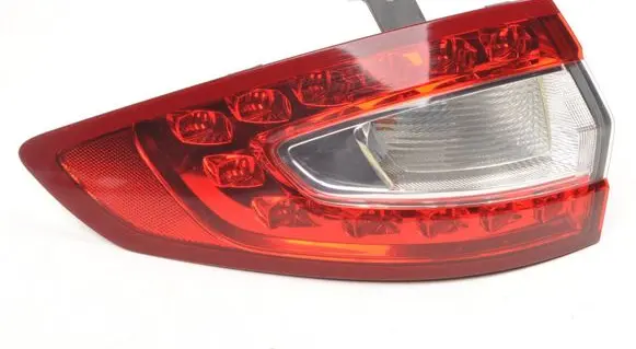 Ford Mondeo MK V Rear/tail lights DS7313405CD