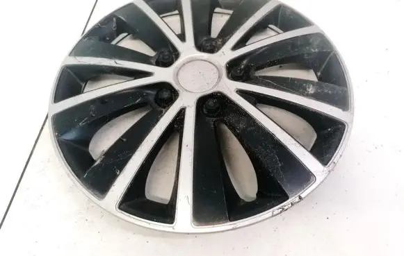 Opel Vectra C R15 wheel hub/cap/trim 
