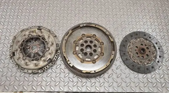 Audi TT TTS Mk2 Clutch set kit 06J141031E 06J141025B