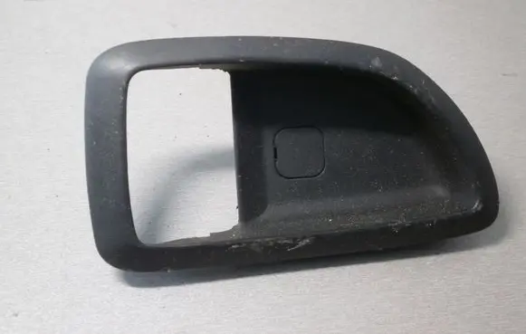 Hyundai Tucson JM Front door interior handle 826212E000