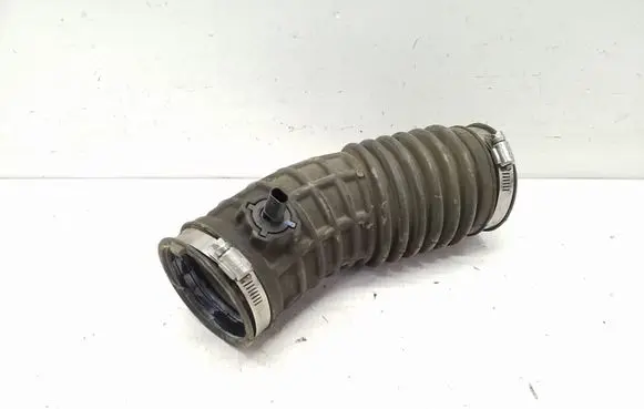 Chrysler Pacifica Air intake duct part 72142483