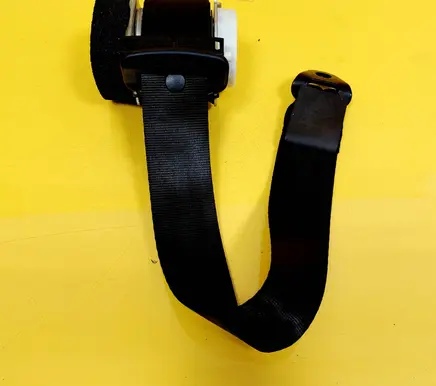Citroen C5 Rear seatbelt 040907