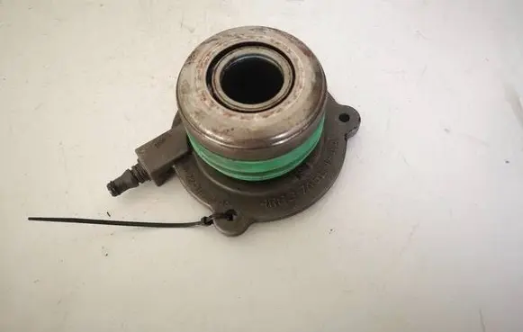 Land Rover Discovery 3 - LR3 clutch release bearing 4R837A564AA