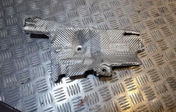 Volkswagen Jetta VI Heat shield in engine bay 04L103954D