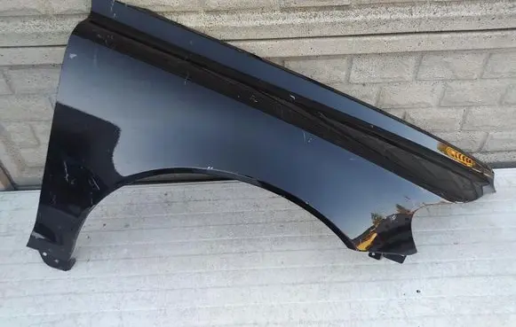 Volvo C70 Fender
