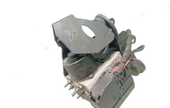 Mercedes-Benz R W251 ABS Pump A2515453932 A2514311312