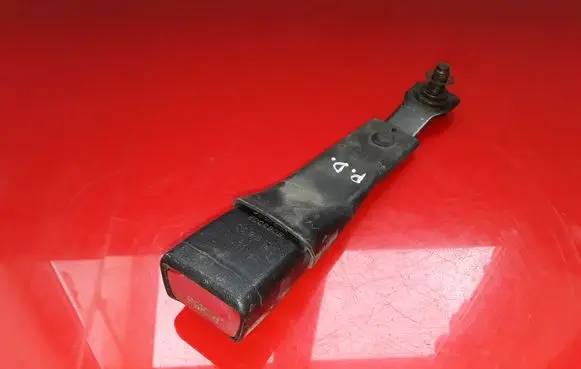 Lexus GS 300 350 430 450H Front seatbelt buckle E063002 B500