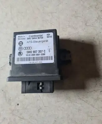Skoda Octavia Mk2 (1Z) Light module LCM 5WK49676B 5M0907357C