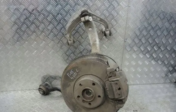 BMW X5 F15 Front wheel hub spindle knuckle Zwrotnica32