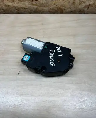 KIA Sportage Sunroof motor/actuator 2226116B WR09C06AA 22821902