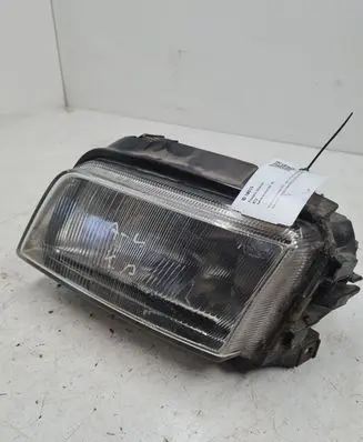 Audi A4 S4 B5 8D Headlight/headlamp