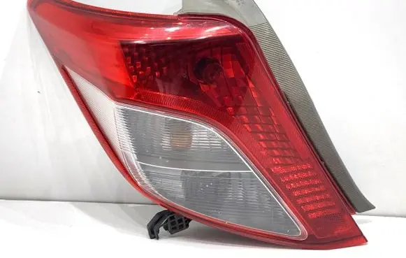 Toyota Yaris Rear/tail lights
