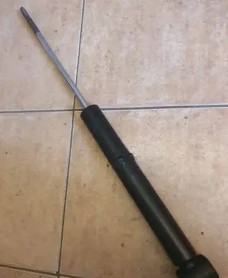 Volkswagen Golf I Rear shock absorber/damper 171513033n 281700101615 Vw057a