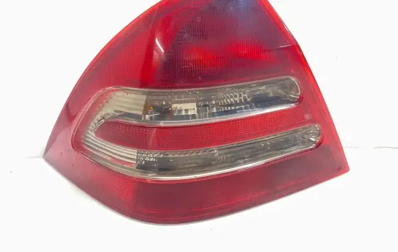 Mercedes-Benz C W203 Rear/tail lights 2038200164