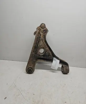 Opel Omega B2 Front lower control arm/wishbone 