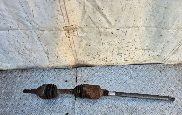 Dodge Nitro Front driveshaft P52114570AB 52114570AB